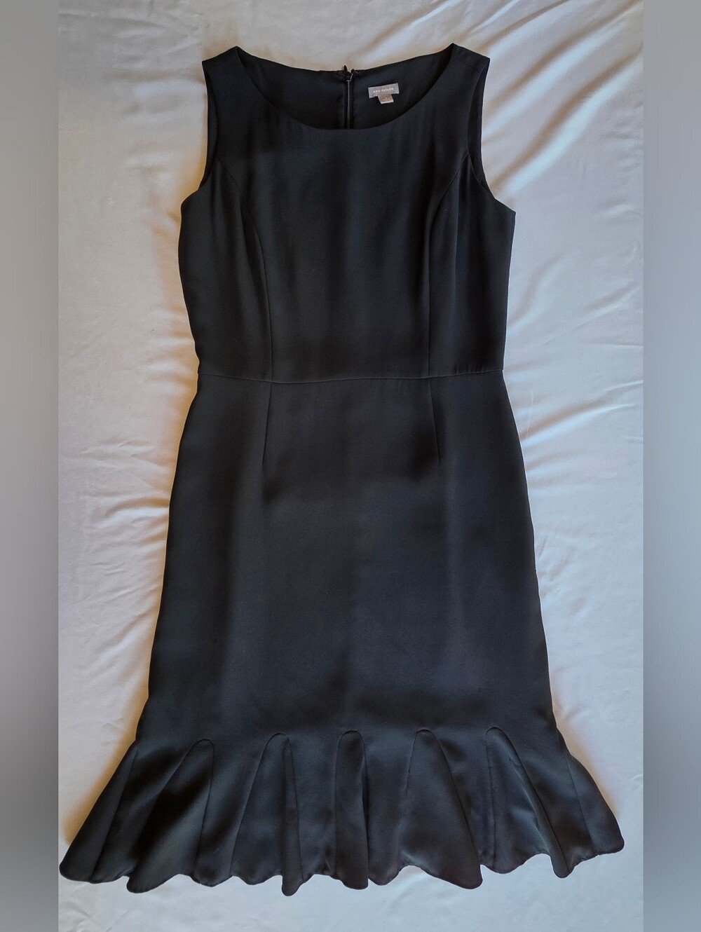 Ann Taylor Classic Black Silk Sleeveless Ruffle-Hem Dress Sz 4